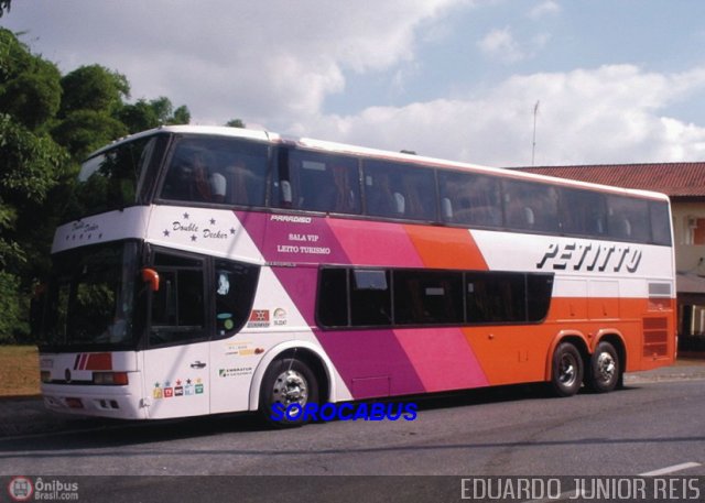 Transportadora Turística Petitto 2100 na cidade de Sorocaba, São Paulo, Brasil, por EDUARDO - SOROCABUS. Número da foto: #64482.
