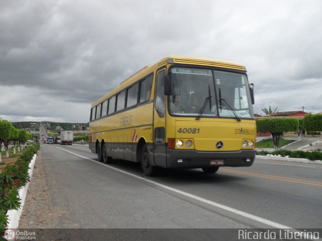 Viação Itapemirim 40081 na cidade de Poções, Bahia, Brasil, por Ricardo Liberino. ID da foto: 68047.