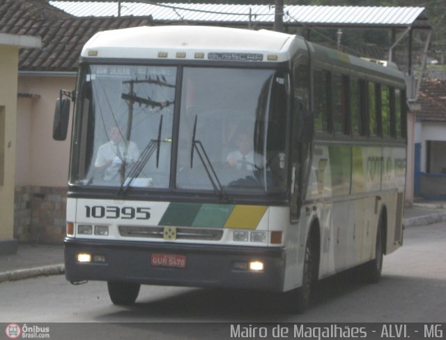 Empresa Gontijo de Transportes 10395 na cidade de Alvinópolis, Minas Gerais, Brasil, por Mairo de Magalhães. ID da foto: 71554.