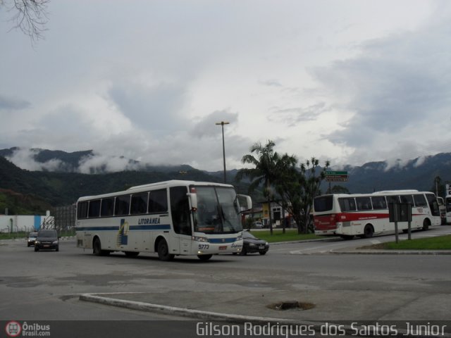 Litorânea Transportes Coletivos 5773 na cidade de Caraguatatuba, São Paulo, Brasil, por Gilson Rodrigues dos Santos Junior. Número da foto: #72362.