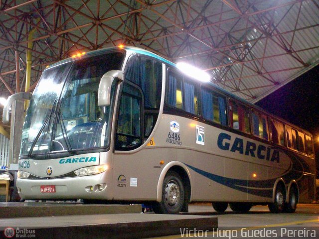 Viação Garcia 6486 na cidade de Maringá, Paraná, Brasil, por Victor Hugo Guedes Pereira. Número da foto: #73342.