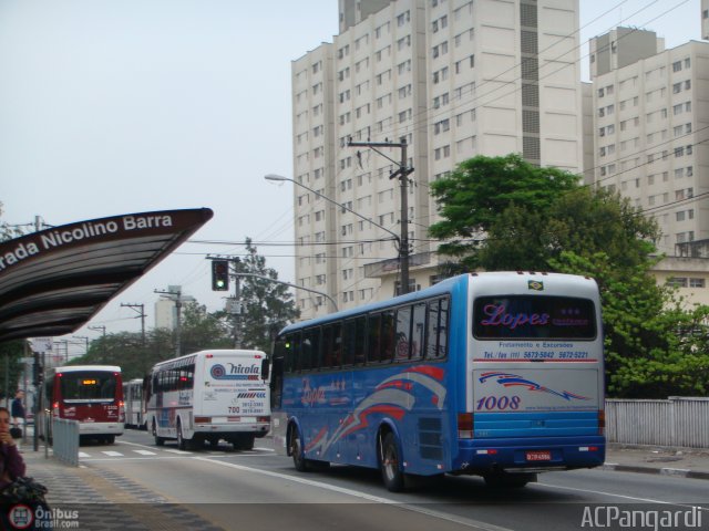 Lopes Turismo 1008 na cidade de São Paulo, São Paulo, Brasil, por Antonio Carlos Pangardi. Número da foto: #207043.