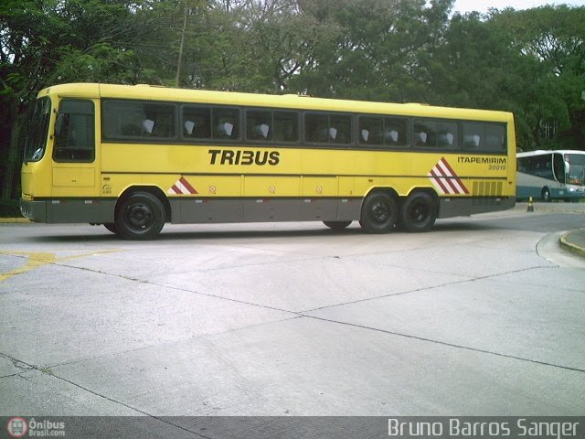 Viação Itapemirim 30019 na cidade de São Paulo, São Paulo, Brasil, por Bruno Barros Sanger. Número da foto: #216821.