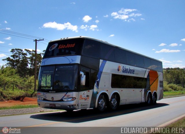 São José Viagens 4200 na cidade de Cesário Lange, São Paulo, Brasil, por EDUARDO - SOROCABUS. Número da foto: #217945.