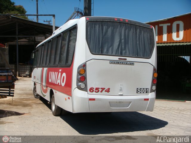 Empresa de Transportes União 6574 na cidade de Mairiporã, São Paulo, Brasil, por Antonio Carlos Pangardi. Número da foto: #218890.