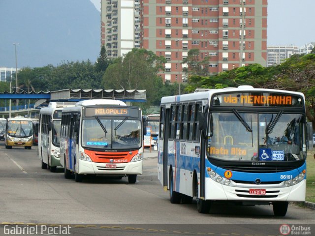 Auto Viação Jabour 86161 na cidade de Rio de Janeiro, Rio de Janeiro, Brasil, por Gabriel Peclat. Número da foto: #220748.