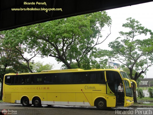 Viação Itapemirim 8007 na cidade de Vitória, Espírito Santo, Brasil, por Ricardo Peruch. Número da foto: #222680.