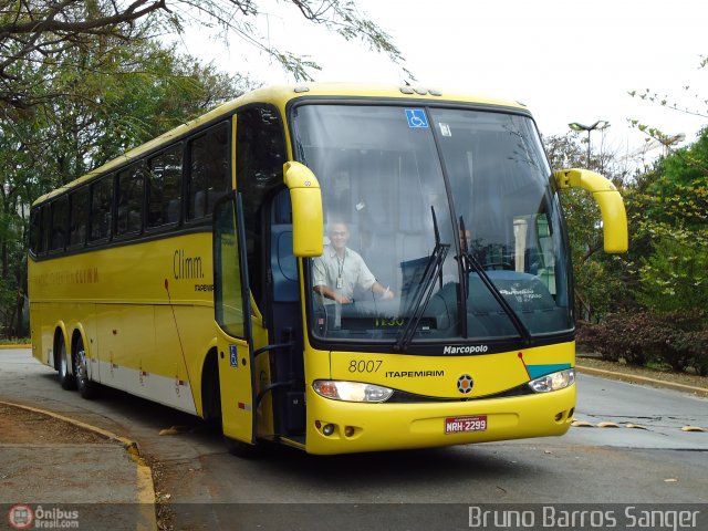 Viação Itapemirim 8007 na cidade de São Paulo, São Paulo, Brasil, por Bruno Barros Sanger. Número da foto: #225078.