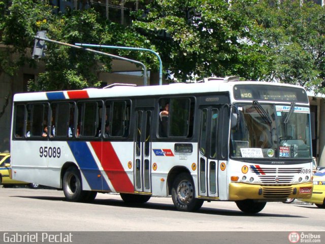 Breda Rio 95089 na cidade de Rio de Janeiro, Rio de Janeiro, Brasil, por Gabriel Peclat. Número da foto: #226979.