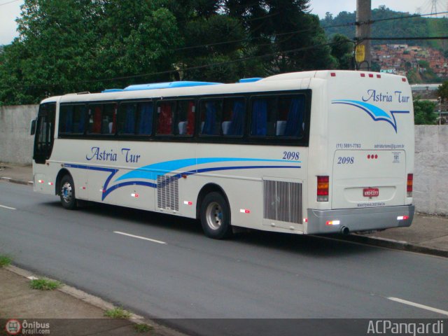 Astria Tur 2098 na cidade de São Paulo, São Paulo, Brasil, por Antonio Carlos Pangardi. Número da foto: #210853.