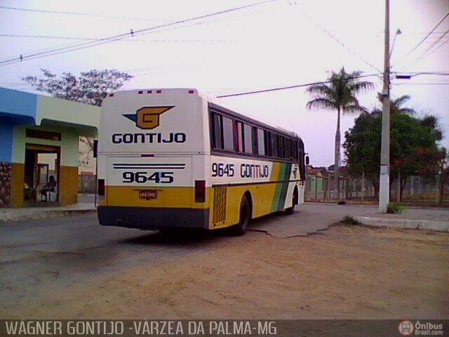 Empresa Gontijo de Transportes 9645 na cidade de Várzea da Palma, Minas Gerais, Brasil, por Wagner Gontijo Várzea da Palma-mg. Número da foto: #210789.