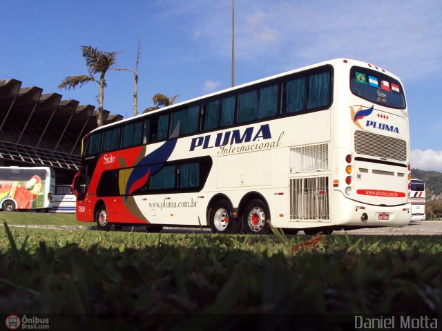 Pluma Conforto e Turismo 7000 na cidade de Florianópolis, Santa Catarina, Brasil, por Daniel Motta. Número da foto: #237455.