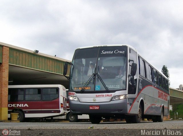 Viação Santa Cruz 8800 na cidade de Pouso Alegre, Minas Gerais, Brasil, por Marcio V Boas. ID da foto: 240311.