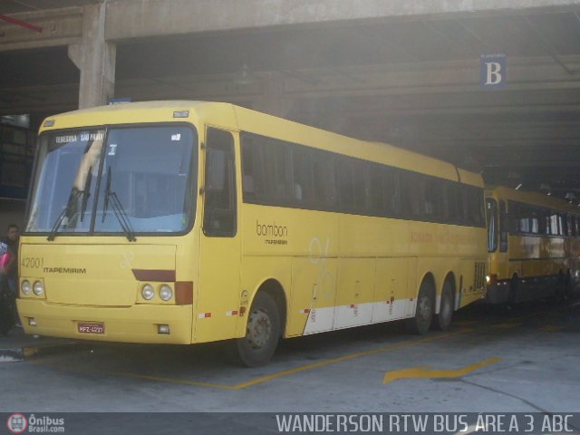 Viação Itapemirim 42001 na cidade de São Bernardo do Campo, São Paulo, Brasil, por Wanderson Costa Silva. ID da foto: 242823.