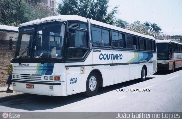Empresa de Transportes Coutinho 2500 na cidade de Aparecida, São Paulo, Brasil, por João Guilherme Lopes. Número da foto: #244244.