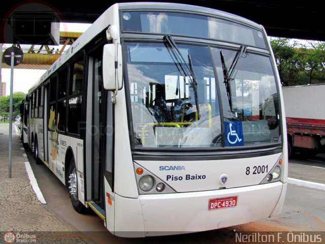 Viação Gato Preto 8 2001 na cidade de São Paulo, São Paulo, Brasil, por Nerilton F.  ônibus. Número da foto: #246183.
