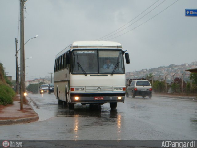 Ônibus Particulares 1200 na cidade de São Paulo, São Paulo, Brasil, por Antonio Carlos Pangardi. Número da foto: #229174.