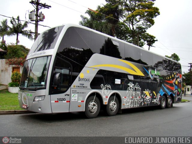 Brasil Bonito Turismo 1020 na cidade de São Paulo, São Paulo, Brasil, por EDUARDO - SOROCABUS. ID da foto: 232834.