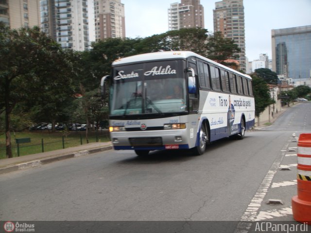 Santa Adélia Fretamento 1800 na cidade de São Paulo, São Paulo, Brasil, por Antonio Carlos Pangardi. ID da foto: 261736.