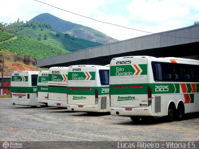 Pontos de Apoio P.A REALEZA-MG na cidade de Manhuaçu, Minas Gerais, Brasil, por Lucas  Ribeiro. Número da foto: #267350.