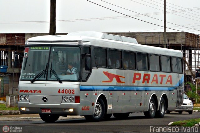 Expresso de Prata 44002 na cidade de Marília, São Paulo, Brasil, por Francisco Ivano. Número da foto: #269159.