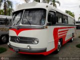 Ônibus Particulares 1960 na cidade de São Paulo, São Paulo, Brasil, por Ricardo Liberino. Número da foto: #:id.