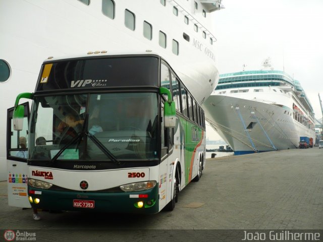 Náutica Turismo 2500 na cidade de Santos, São Paulo, Brasil, por João Guilherme Lopes. ID da foto: 270515.