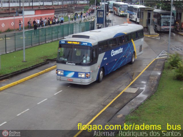 Viação Cometa 7379 na cidade de São Paulo, São Paulo, Brasil, por Adems  Equipe 19. ID da foto: 271322.