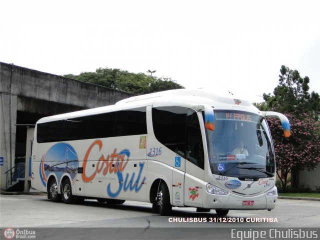 Costa Sul Turismo 1316 na cidade de Curitiba, Paraná, Brasil, por Paulo Roberto Chulis. Número da foto: #274932.