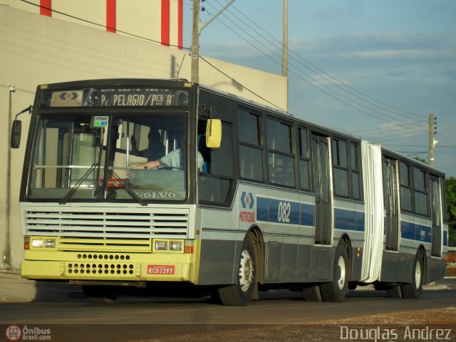 Metrobus 082 na cidade de Goiânia, Goiás, Brasil, por Douglas Andrez. Número da foto: #251930.