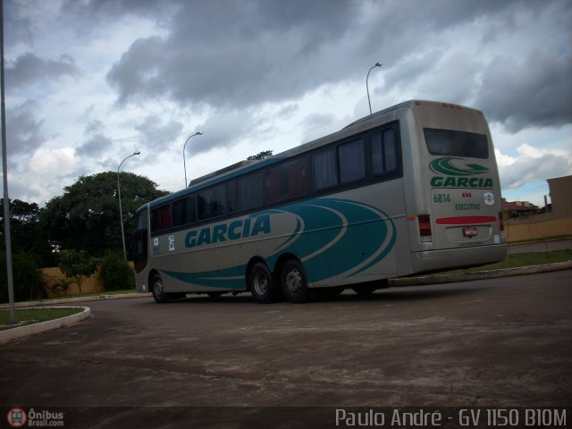 Viação Garcia 6814 na cidade de Maringá, Paraná, Brasil, por André Nordeste. Número da foto: #81395.