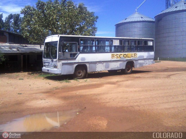 Escolares 1524 na cidade de Jaciara, Mato Grosso, Brasil, por COLORADO MT. ID da foto: 82227.