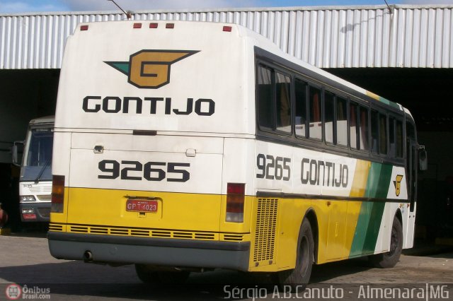 Empresa Gontijo de Transportes 9265 na cidade de Almenara, Minas Gerais, Brasil, por Sérgio Augusto Braga Canuto. ID da foto: 86018.