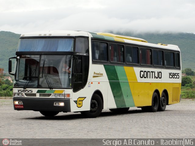 Empresa Gontijo de Transportes 15855 na cidade de Itaobim, Minas Gerais, Brasil, por Sérgio Augusto Braga Canuto. Número da foto: #98307.