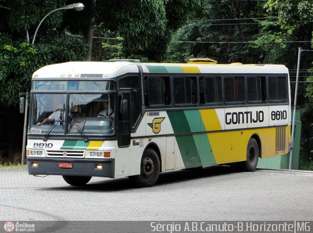 Empresa Gontijo de Transportes 8810 na cidade de Belo Horizonte, Minas Gerais, Brasil, por Sérgio Augusto Braga Canuto. ID da foto: 98750.