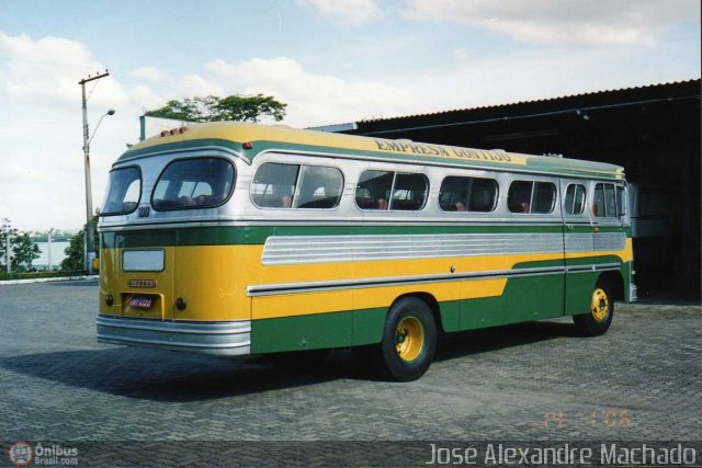 Empresa Gontijo de Transportes 100 na cidade de Contagem, Minas Gerais, Brasil, por J. Alexandre Machado. ID da foto: 88907.