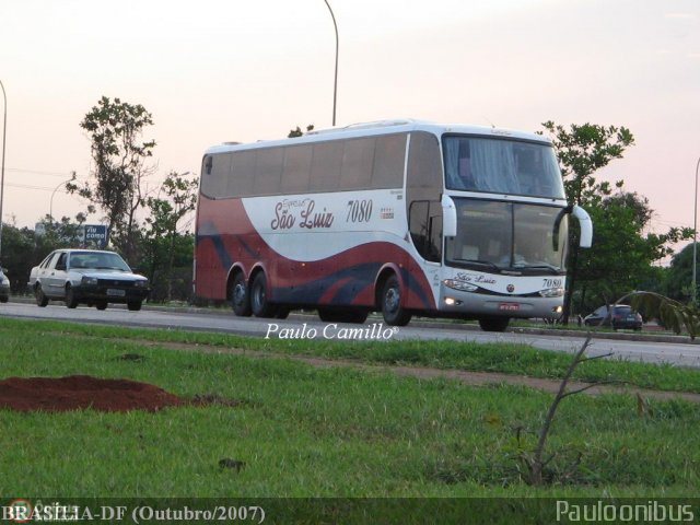 Expresso São Luiz 7080 na cidade de Brasília, Distrito Federal, Brasil, por Paulo Camillo Mendes Maria. Número da foto: #89691.