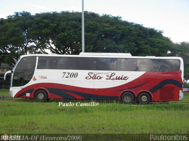 Expresso São Luiz 7200 na cidade de Brasília, Distrito Federal, Brasil, por Paulo Camillo Mendes Maria. Número da foto: #89718.