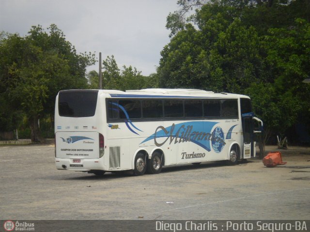 Millennium Turismo 810 na cidade de Porto Seguro, Bahia, Brasil, por Diego Charlis Coelho. Número da foto: #110020.