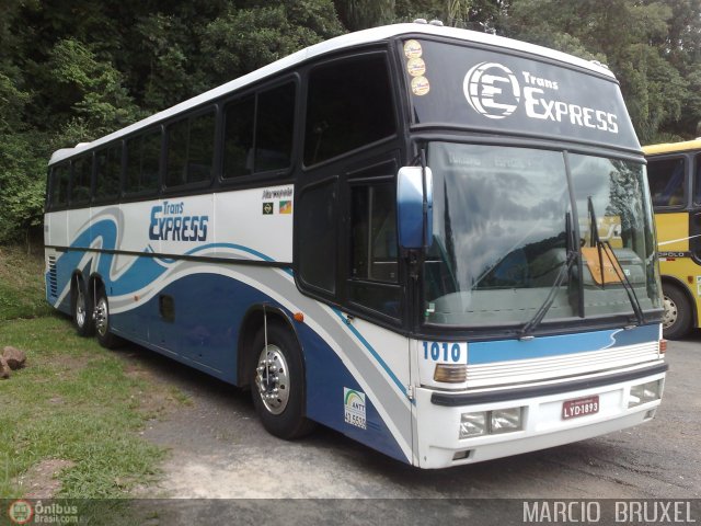 Trans Express 1010 na cidade de Piratuba, Santa Catarina, Brasil, por Marcio  Bruxel. Número da foto: #111873.