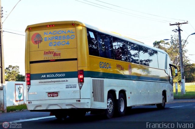 Nacional Expresso 62604 na cidade de Assis, São Paulo, Brasil, por Francisco Ivano. Número da foto: #113591.
