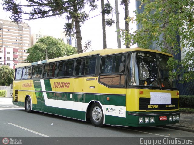 Valdani Turismo 3260 na cidade de Curitiba, Paraná, Brasil, por Paulo Roberto Chulis. Número da foto: #114619.