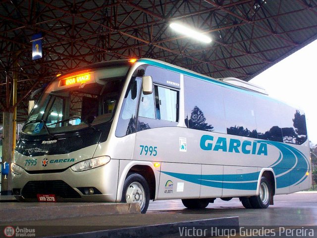 Viação Garcia 7995 na cidade de Maringá, Paraná, Brasil, por Victor Hugo Guedes Pereira. Número da foto: #125211.