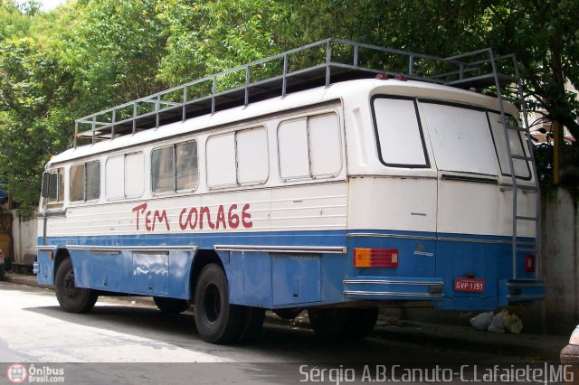 Empresa Gontijo de Transportes TEM CORAGE na cidade de Conselheiro Lafaiete, Minas Gerais, Brasil, por Sérgio Augusto Braga Canuto. Número da foto: #127393.