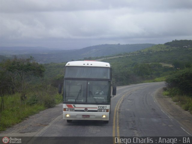 Viação Salutaris e Turismo 13307 na cidade de Anagé, Bahia, Brasil, por Diego Charlis Coelho. ID da foto: 129789.