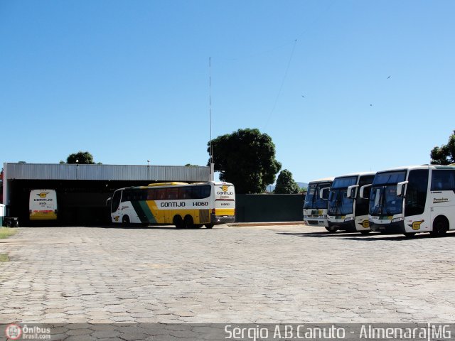 Empresa Gontijo de Transportes Garagem AMJ na cidade de Almenara, Minas Gerais, Brasil, por Sérgio Augusto Braga Canuto. ID da foto: 131161.