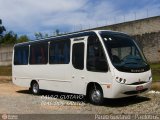 Ônibus Particulares AJH-8156 na cidade de Colombo, Paraná, Brasil, por Paulo Gustavo. Número da foto: #:id.