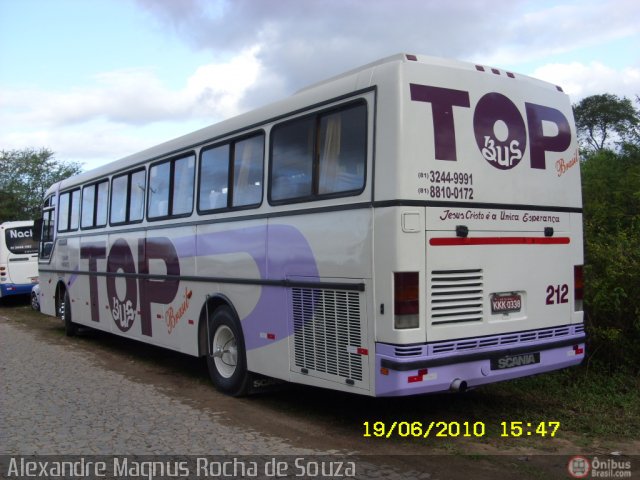 Top Bus Brasil Turismo 212 na cidade de Caruaru, Pernambuco, Brasil, por Alexandre  Magnus. Número da foto: #147744.