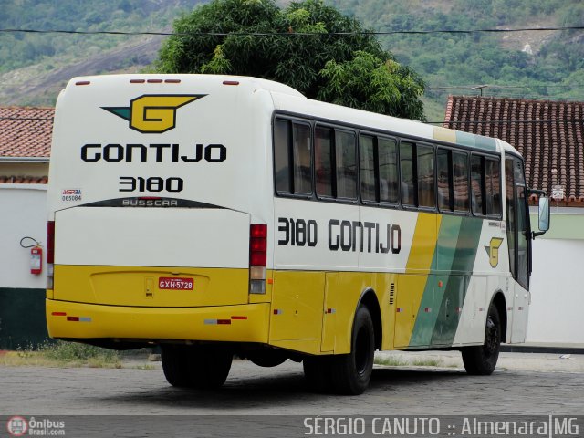 Empresa Gontijo de Transportes 3180 na cidade de Almenara, Minas Gerais, Brasil, por Sérgio Augusto Braga Canuto. Número da foto: #152479.