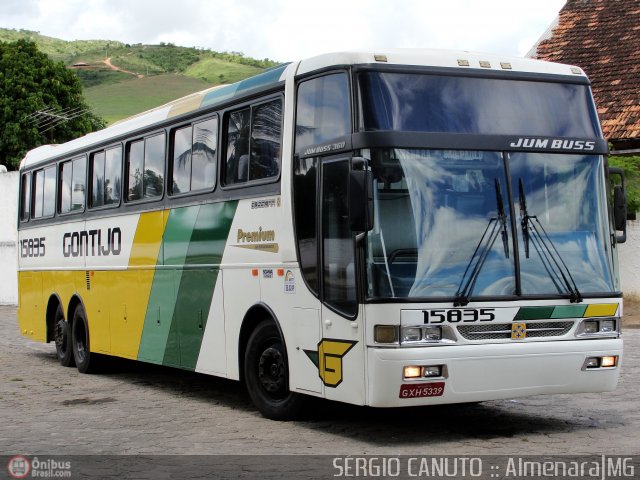 Empresa Gontijo de Transportes 15835 na cidade de Almenara, Minas Gerais, Brasil, por Sérgio Augusto Braga Canuto. ID da foto: 153156.